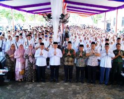 Lepas 270 JCH Muba, Pj Bupati Sandi Fahlepi Minta Jemaah Jaga Kesehatan