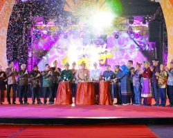 Pj Bupati Muba Sandi Fahlepi Hadiri Pembukaan Festival Sriwijaya ke-XXXII