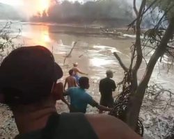 Belum Usai Sungai Parung, Kali Ini Sumur Minyak Illegal Terbakar