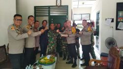 Momen HUT TNI Ke – 79 Tahun, 4 Kapolsek Sambangi Koramil 401-02/Babat Toman