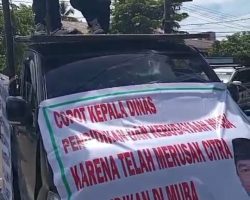 Puluhan Masyarakat Muba Minta Aparat Penegak Hukum Periksa Kadis Dikbud Muba, Ada Apakah ?