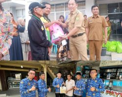 Jelang Lebaran Idul Fitri, Tokoh Masyarakat dan Kaum Dhuafa Terima THR dan Sembako dari Camat Bayung Lencir