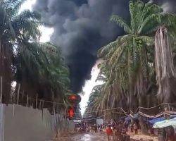 Edukasi Larang Illegal Drilling yang Terkesan Formalitas, Tiga Sumur Minyak Ilegal di Keluang Kembali Meledak