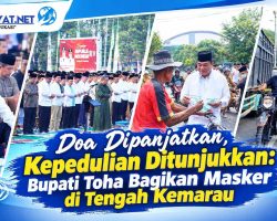 Doa Dipanjatkan, Kepedulian Ditunjukkan: Bupati Toha Bagikan Masker di Tengah Kemarau